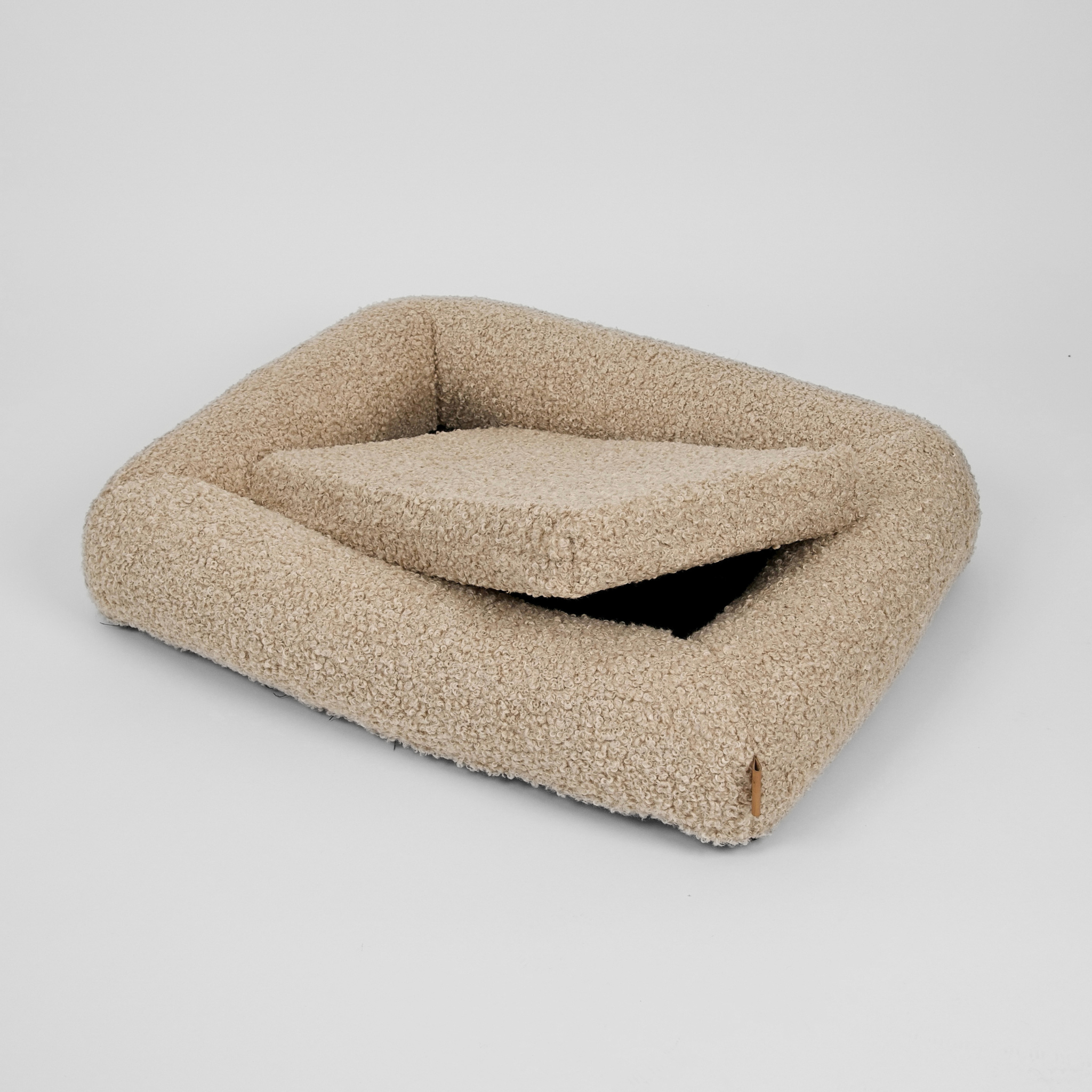 Karla Orthopedic Dog Bed | Sand Curly