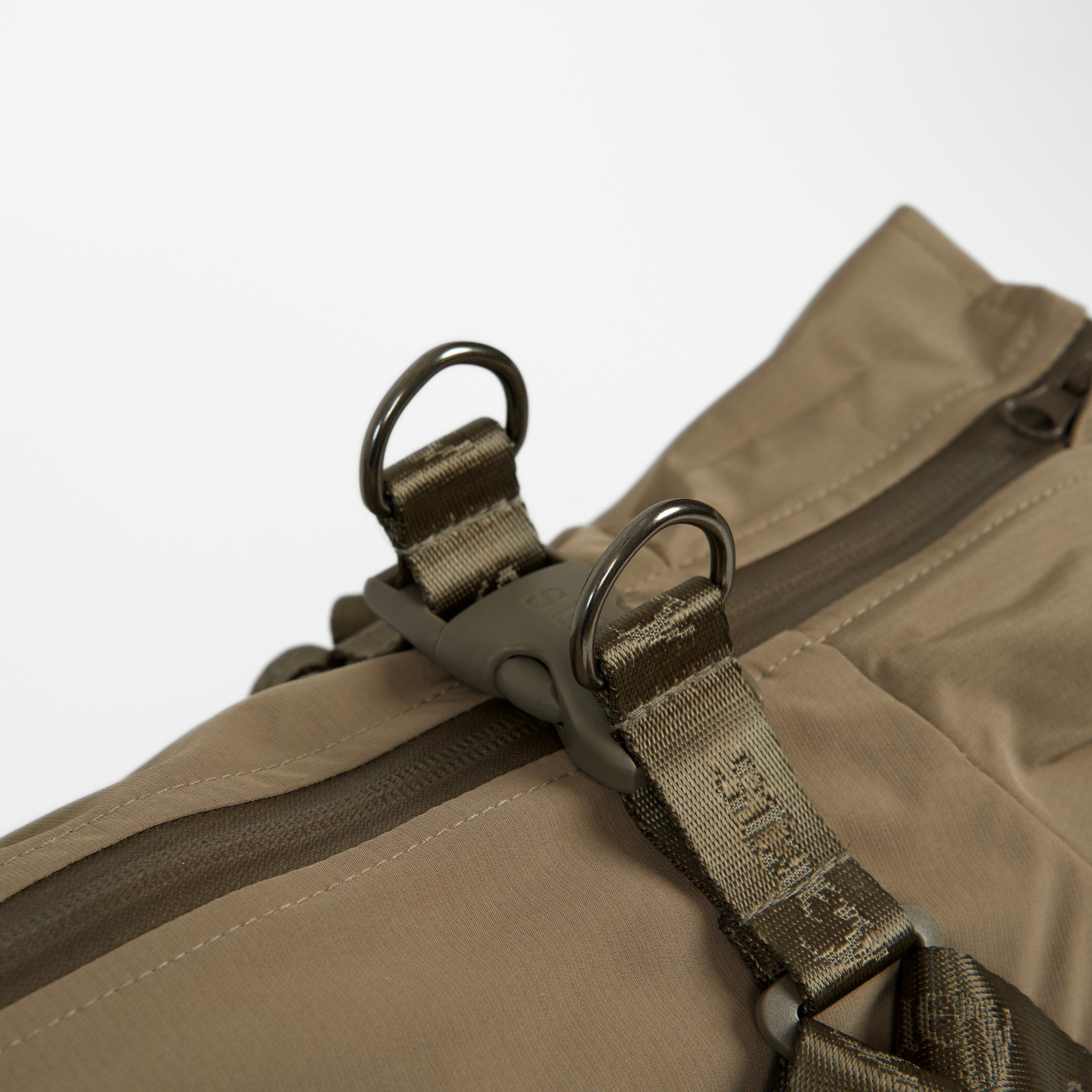 Leva Dog Rain Coat w. Harness | Taupe