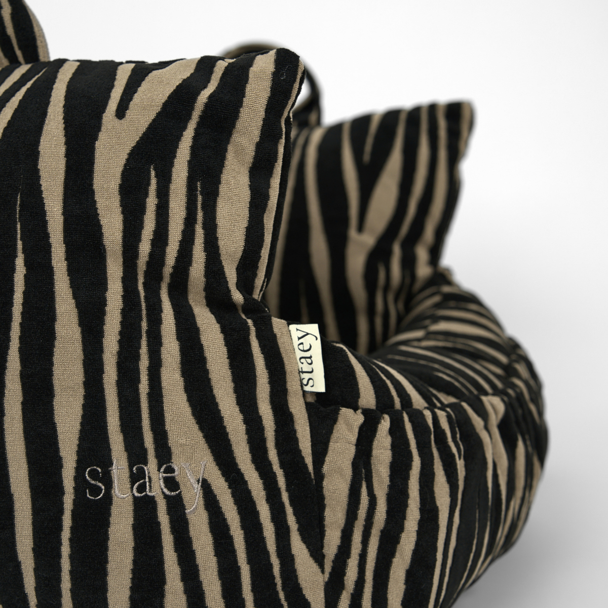 Fotelik samochodowy dla psa Lara | Zebra 2.0
