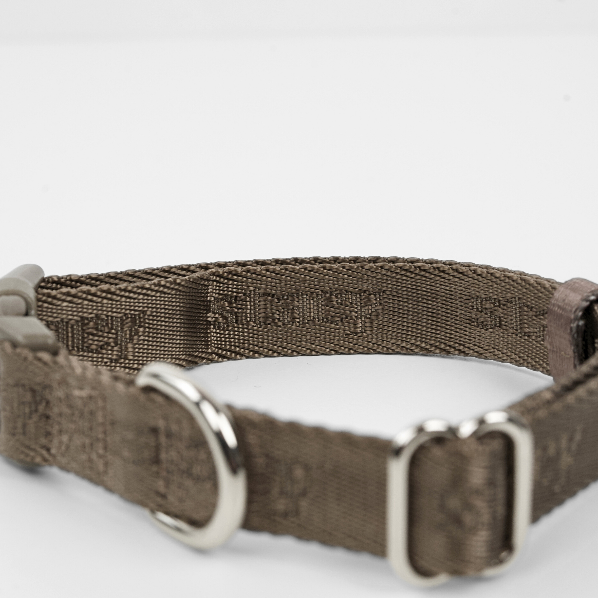 Elma Strap Collar | Taupe