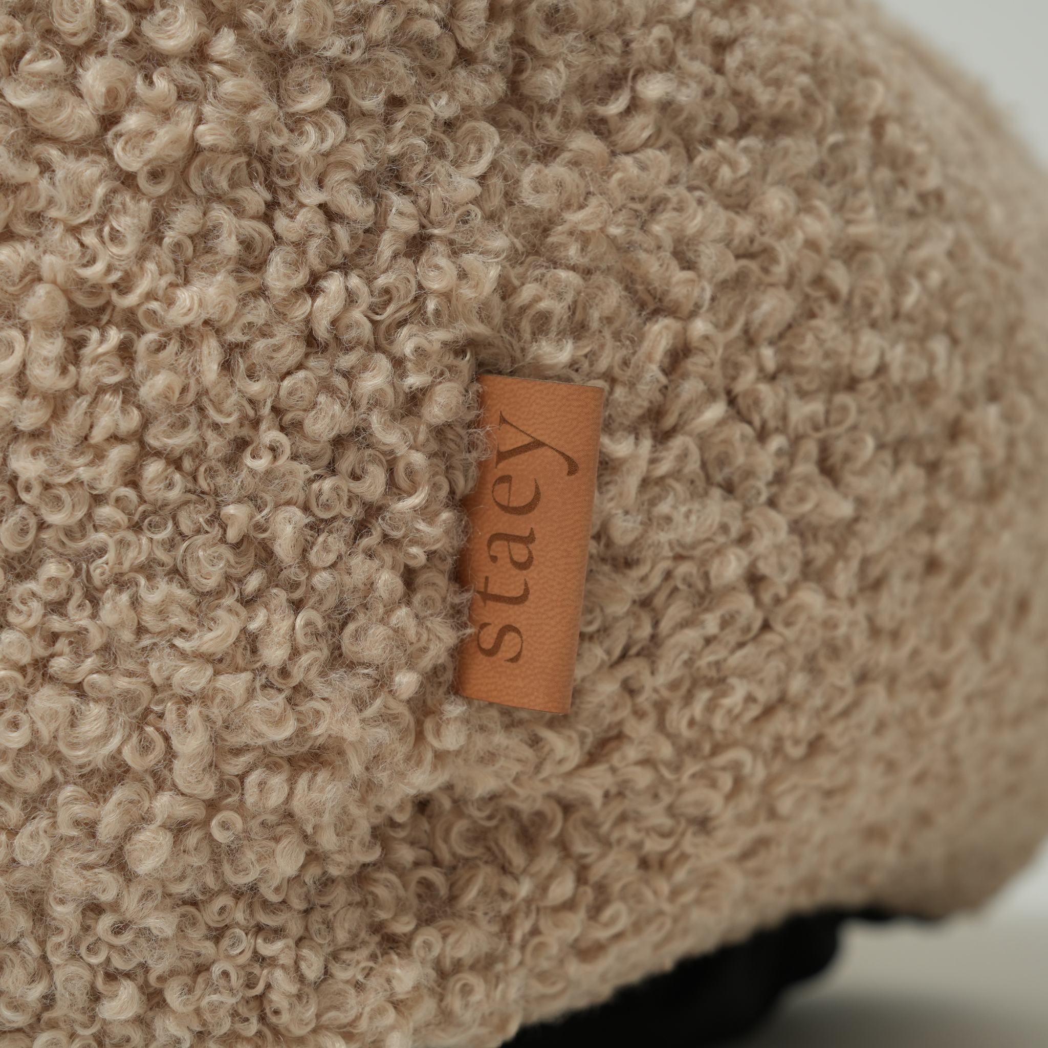Tora Dog Bed | Sand Curly