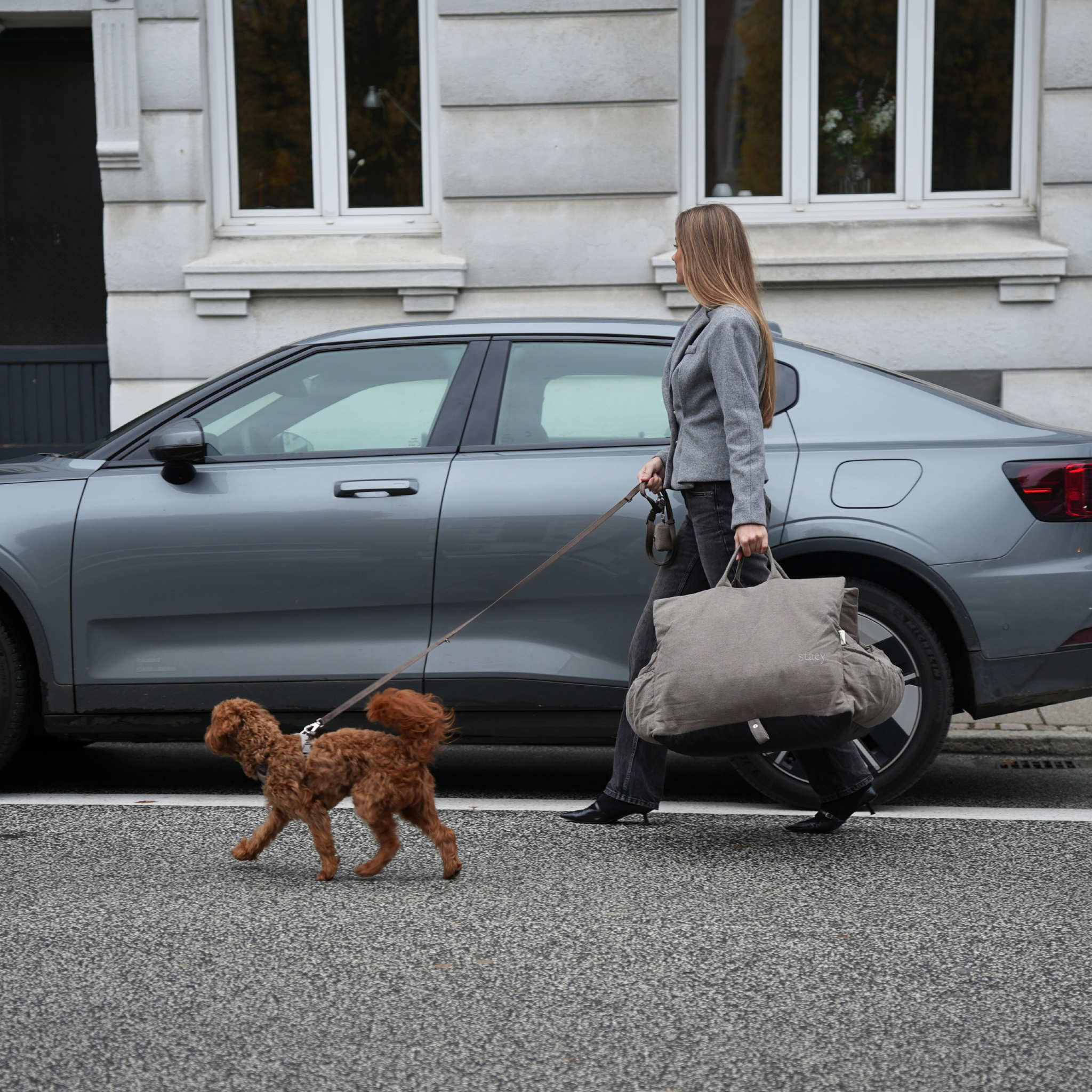 Fotelik samochodowy Lara | Taupe 2.0