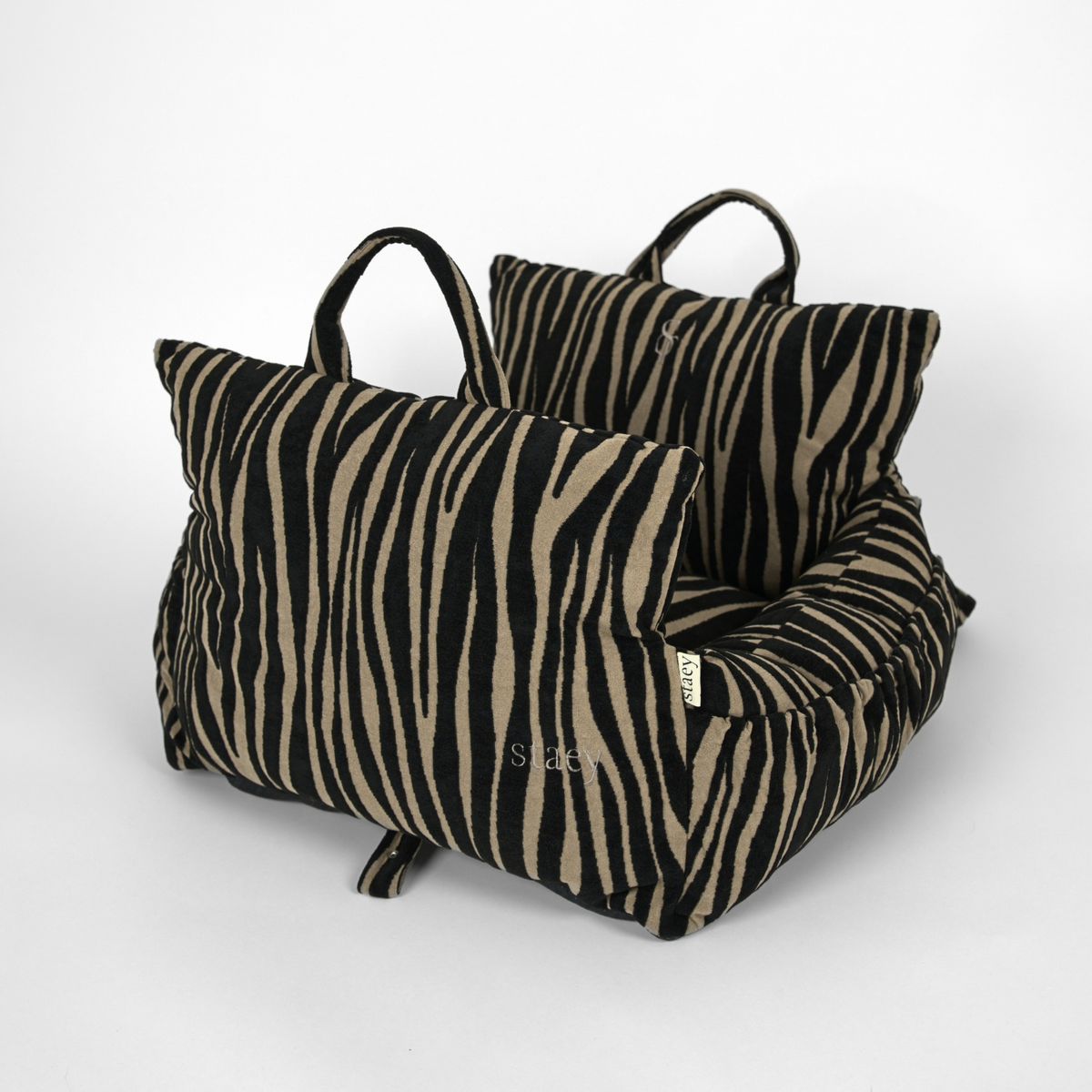 Lara Car Seat | Zebra 2.0